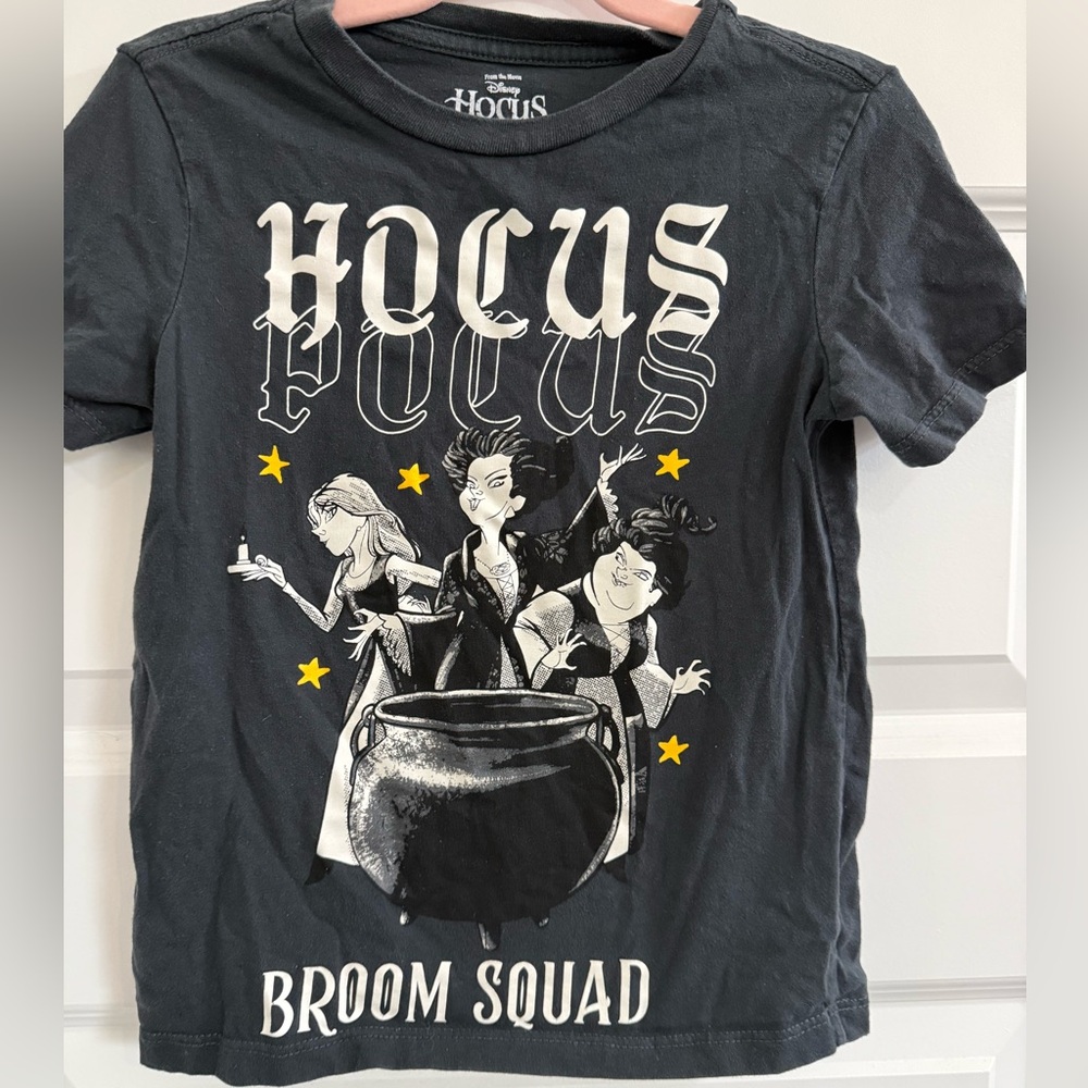 Disney Hocus Pocus Black Tee